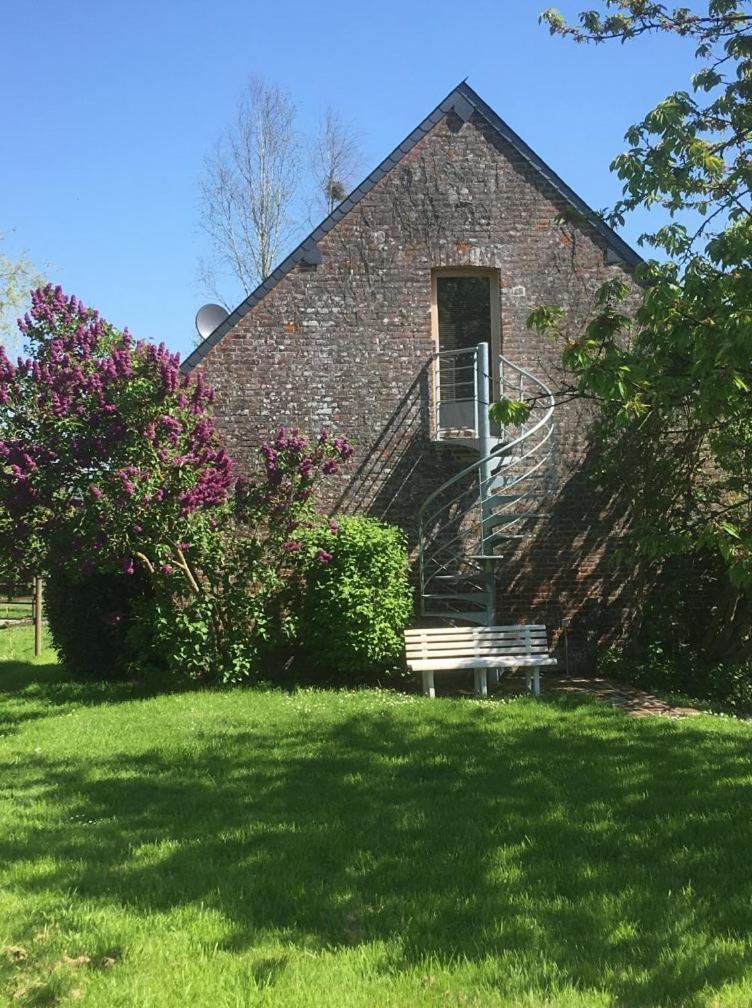 L'Auberge Du Mont Le Breuil-en-Auge Exterior foto
