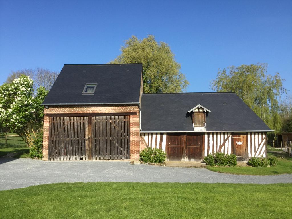 L'Auberge Du Mont Le Breuil-en-Auge Exterior foto